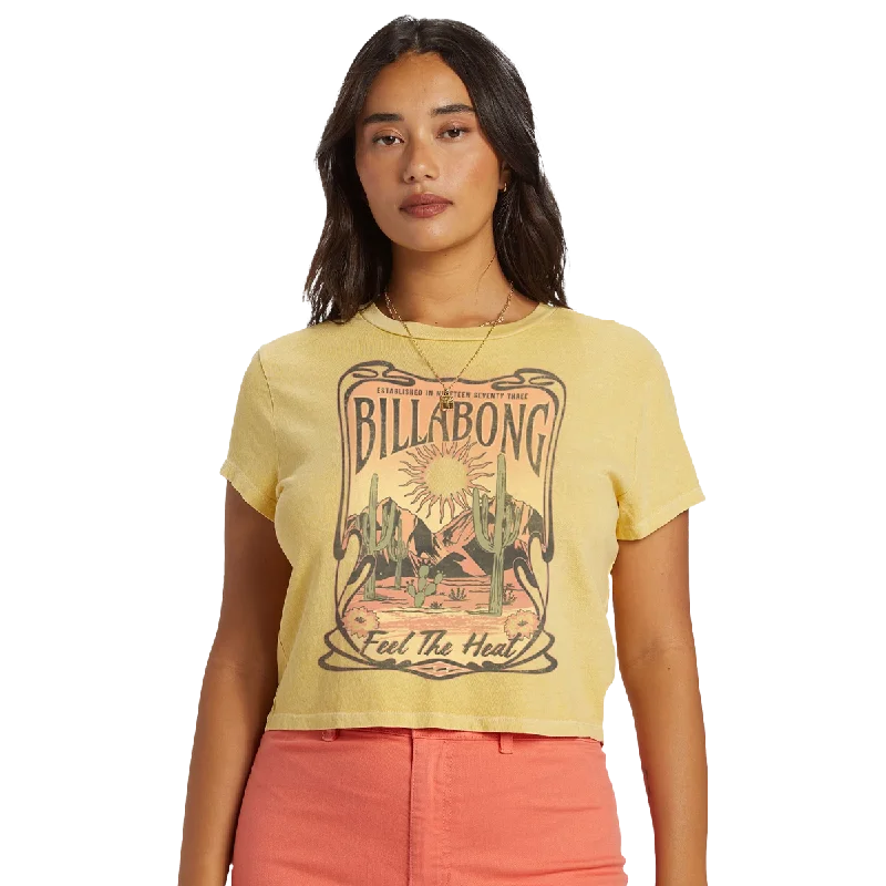 Men's Shirts with Patchwork SleevesWomen's Feel the Heat Tee