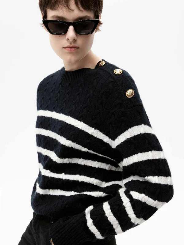 Men's Sweaters with Built-In ScarvesRound Collar Knit Sweater