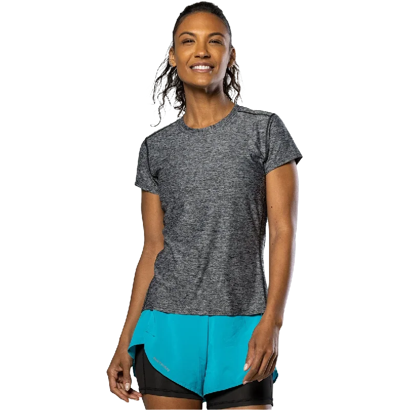 Men's Shirts with Double-Breasted DesignsWomen's Qualifier Tee