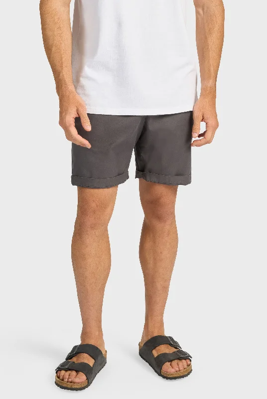 Men's Pants with Ripped and Distressed DetailsClubman Chino Short