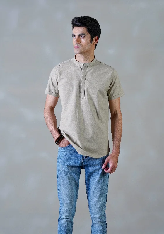 Men's Custom Dress Shirts for a Personalized FitSkin Band Collar Shirt