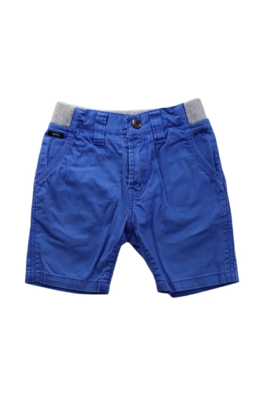 Men's Button-Fly Pants for a Traditional TouchBoss Shorts 2T