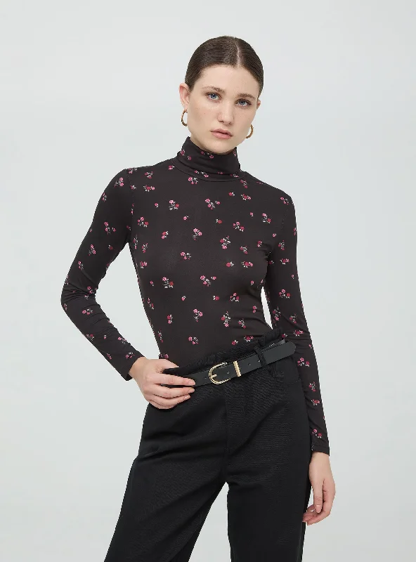 Men's Shirts with Wingtip CollarsWoman's Long-sleeved T-shirt
