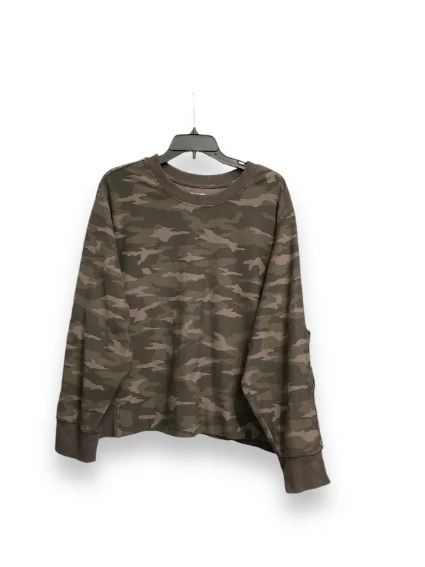 Men's Hoodies with Contrast Fabric PanelsAthletic Sweatshirt Crewneck By Athleta In Camouflage Print, Size: 3x Men's Hoodies with Contrast Fabric PanelsAthletic Sweatshirt Crewneck By Athleta In Camouflage Print, Size: 3x