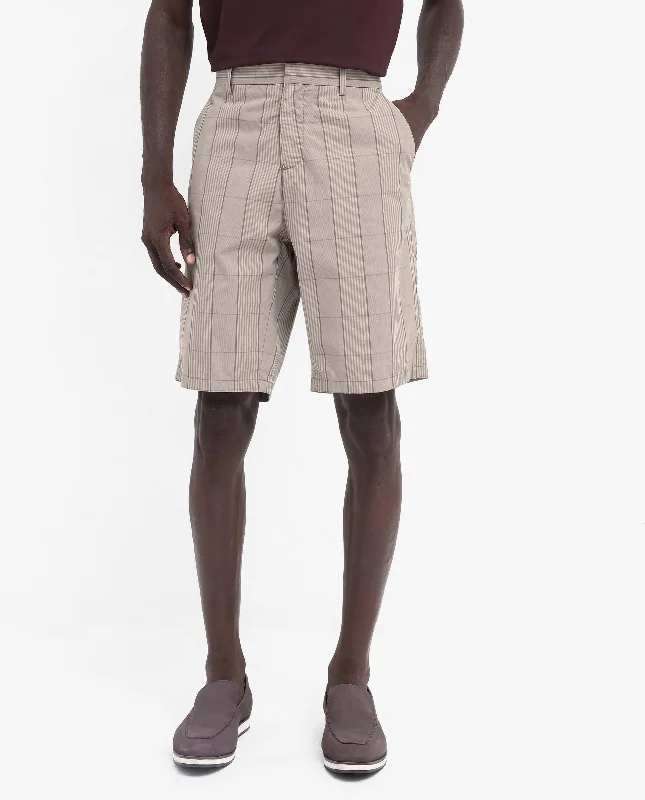 Men's Tapered Pants for a Slimming EffectRare Rabbit Men's Brezi Brown Cotton Fabric Knee Length Regular Fit Checks Shorts