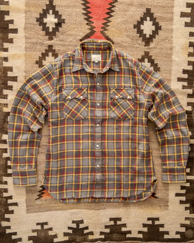 Men's Vintage T-Shirts for a Retro VibeWashed Flannel Pearlsnap Shirt - Dusk Plaid