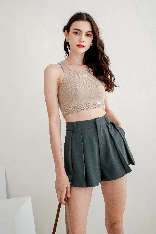 Men's Casual Pants for Everyday WearRESTOCKED** LUCERNE PLEATED SHORTS IN GUNMETAL